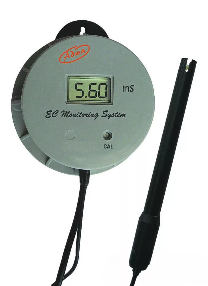 Monitor EC ECO406 s sondo in kalibracijsko raztopino